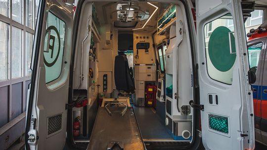 Karetka pogotowia, ambulans