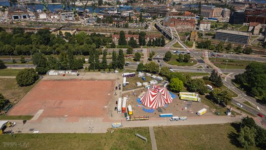 Plac Zebrań Ludowych parkingiem na czas Jarmarku Dominikańskiego