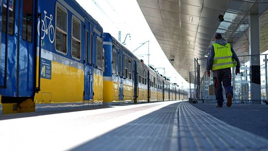 Pociągiem z Gdyni do Lęborka szybciej o kwadrans. Ale też bezpieczniej