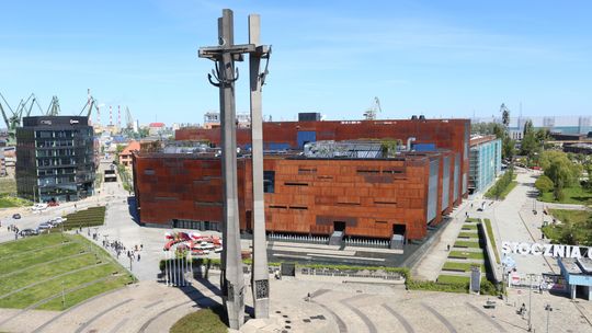 Podzielone obchody. Solidarność świętuje w swoim gronie, a Gdańsk z mieszkańcami