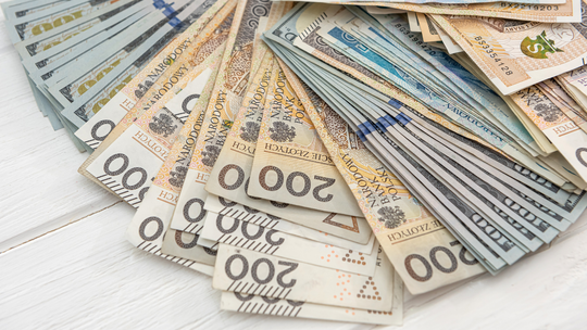 Polacy chcą równego wieku emerytalnego. Tyle powinien wynosić