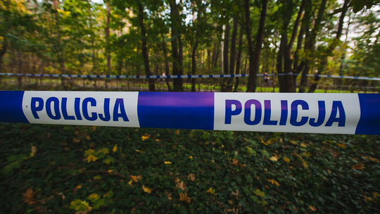 Policjant znaleziony martwy w lesie. Tragiczny finał poszukiwań 37-latka