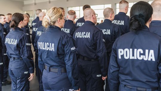 Policjantów coraz mniej. Lekiem ma być łatwiejsza rekrutacja