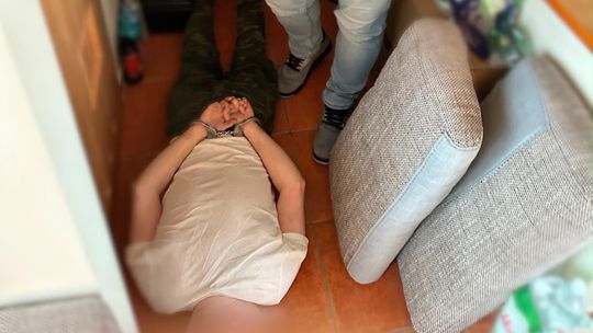 Policyjni „Łowcy głów” zatrzymali skazanego za wykorzystanie seksualne osoby małoletniej