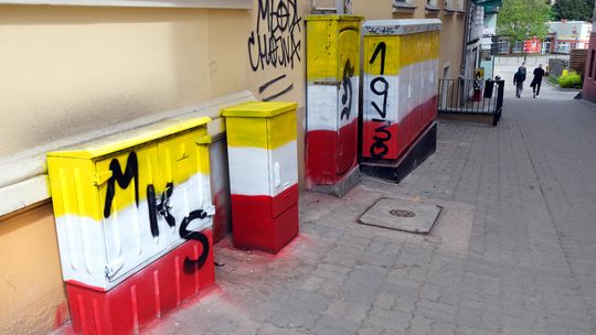 Chojnice walczą z grafficiarzami. Burmistrz: „Będziemy łapać wszystkich”