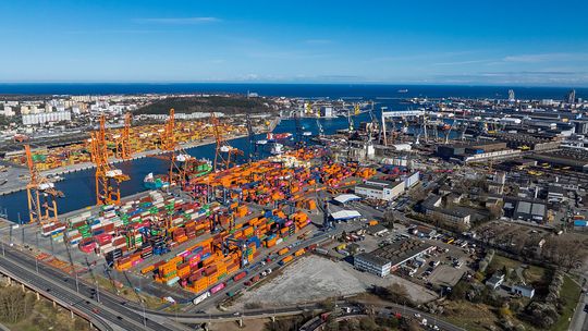 Port Gdynia chwali się wynikami. Rekordowe przeładunki kontenerowe w 2025 roku