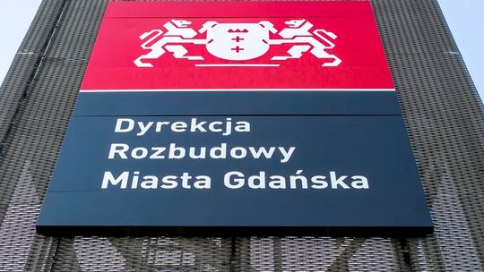 Poseł Płażyński zawiadamia prokuraturę. Mówi o podejrzanych umowach w DRMG