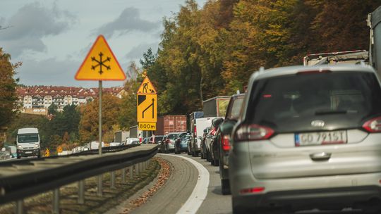Wypadek na A1, korki na Obwodnicy Trójmiasta! Trwa usuwanie przewróconej ciężarówki