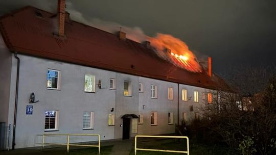 Pożar domu w Starogardzie Gdańskim. Ewakuowano mieszkańców!