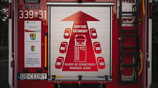 strażacy, straż pożarna, zdjęcie ilustracyjne