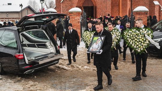 pogrzeb Janiny Kwiecień, Sierakowice 2026