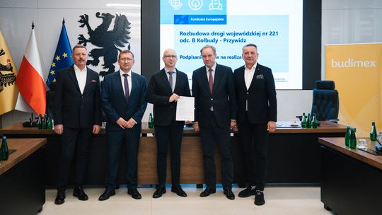 Prace na DW 221. Jest umowa na rozbudowę trasy z Jankowa do Kościerzyny
