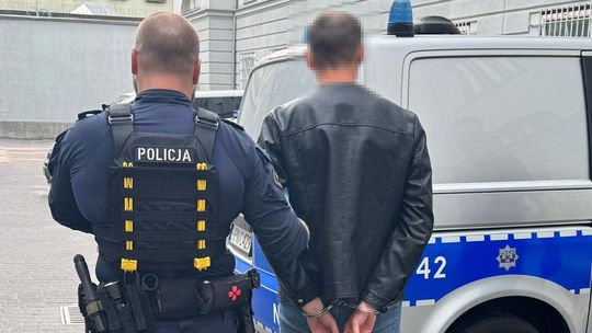 Gdańsk: Pracownik supermarketu ukradł ponad 11 tys. zł. Wykorzysywał kasy samoobsługowe