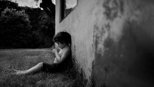 Prawie dwa tysiące wołań o pomoc, 161 martwych dzieci. Raport o samobójstwach młodych ludzi. Najmłodsi mają 7 lat!