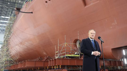 Donald Tusk. PGZ Stocznia Wojenna, Gdynia