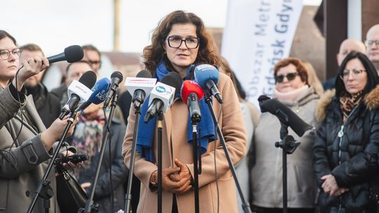 Prezydent Gdańska kupiła alkohol, nagranie wyciekło do mediów. Jest wyrok