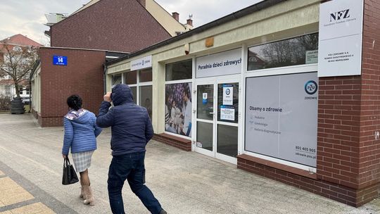 Problemy z przychodnią dziecięcą w Ustce. Mieszkańcy piszą skargi do NFZ