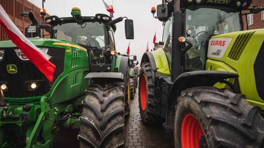 protest rolników przed Pomorskim Urzędem Wojewózkim w Gdańsku