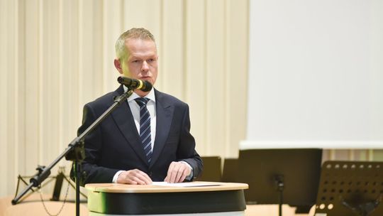 Przewodniczący Rady Powiatu Kościerskiego straci mandat? Poszło o dotację z PUP