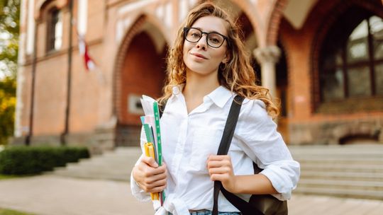 studentka, studia, zdjęcie ilustracyjne