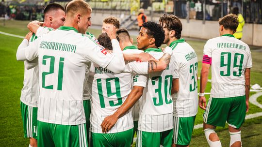 Rehabilitacja Lechii Gdańsk w meczu z Unią Skierniewice. Biało-zieloni liderem