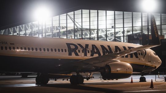 Rekord opóźnień na lotnisku w Gdańsku.  Ryanair, Wizz Air i LOT na celowniku.