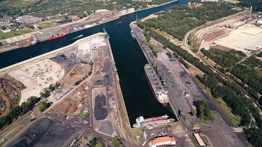 Basen Górniczy, Port Gdańsk