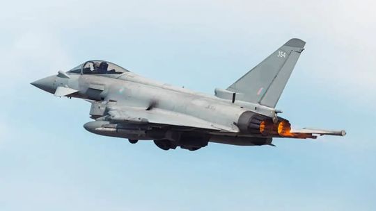 samolot Eurofighter Typhoon brytyjskiego lotnictwa