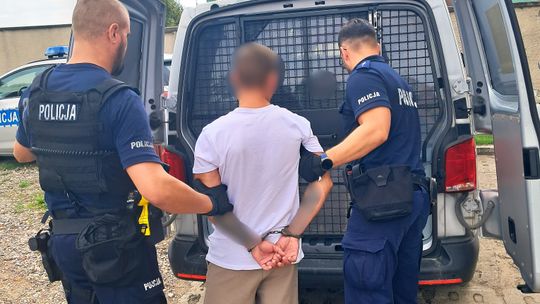 Rozbój pod Kościerzyną. 30-latek zaatakował znajomego i zabrał mu 1800 zł