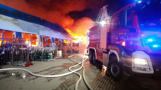 pożar fabryki okien w Rusocinie