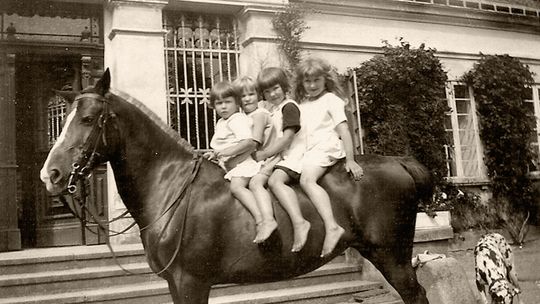 Sanie, meble, kapelusze, czyli „Szlachcic w podróży” w muzeum w Waplewie Wielkim