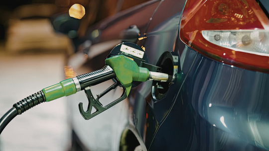 Seryjny złodziej paliwa zatrzymany w Rumi. Kradł tablice, by oszukać monitoring