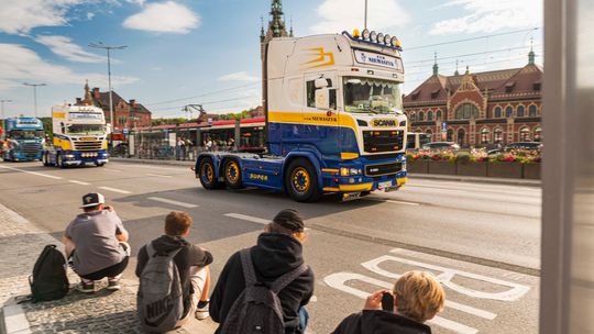 Setki ciężarówek znów opanują Gdańsk. Wybiorą Pomorską Miss Scania 2026!