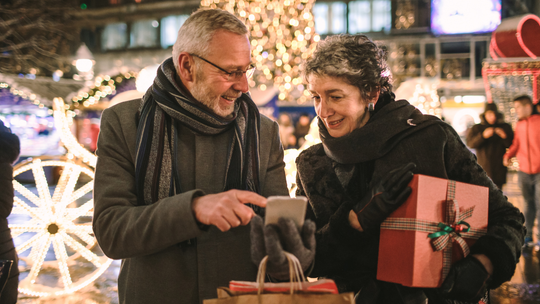 Sieci handlowe boją się grudnia, a sprzedawcy pracy we wszystkie niedziele