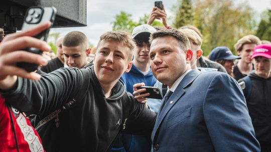 Sławomir Mentzen na spotkaniu w Kartuzach, 2025