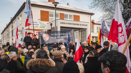 Sprawa krzyża z Kielna w Sejmie. Politycy PiS chcą potępienia publicznego aktu znieważenia Sprawa krzyża z Kielna w Sejmie. Politycy PiS chcą publicznego potępienia