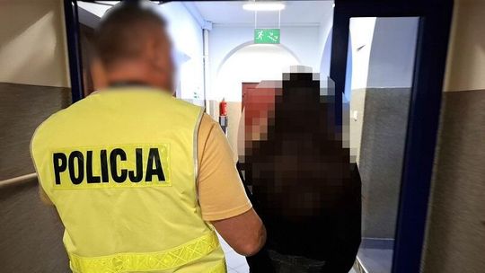 Łeba: Sprzątaczka kradła sprzęt elektroniczny z firmy. Jej łupem padały tablety