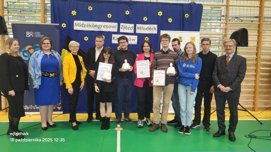 Statuetki prof. Gerarda Labudy dla młodych Kaszubów już po raz drugi