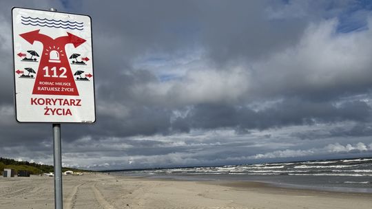 Korytarz życia na plaży – nowy pomysł OSP Jantar i gminy Stegna ratuje życie