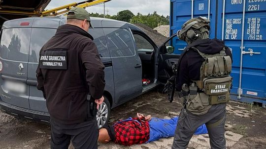 Ponad tona marihuany zamiast cegieł z Tajlandii. Straż Graniczna rozbiła międzynarodowy gang