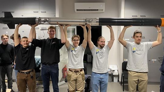 Studenci z PG skonstruowali rakietę. „Orzeł” poleci do USA Studenci z PG skonstruowali rakietę. „Orzeł” poleci do USA