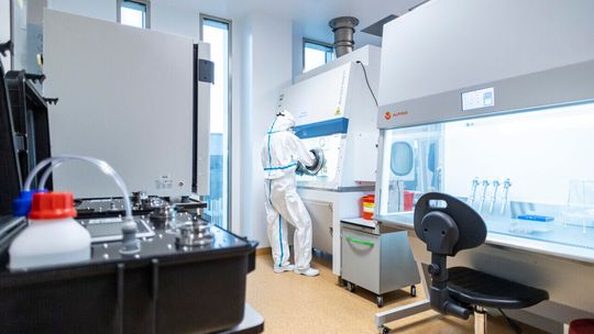 Super laboratorium wirusów z Gdańska bez ministerialnej dotacji