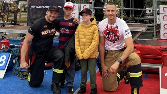 Sztumski strażak znów mistrzem! Piotr Spiżewski podbija Firefighter Combat Challenge 2025