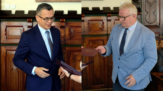 Szujo, prostaku, zakało, chamie. Tak radni z Chojnic "dyskutowali" w bibliotece