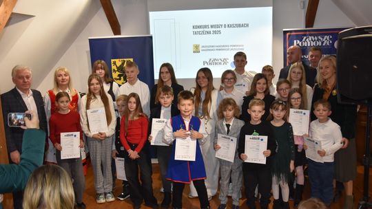 Tatczëzna 2025. Gala konkursu wiedzy o Kaszubach z rekordową frekwencją i liczbą uczestników!