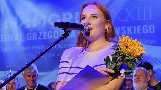 In Memoriam. Młodzi wykonawcy zmierzą się z repertuarem Grzegorza Ciechowskiego
