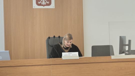 Tczew. Sprawa byłej wiceprezydent dotyczącej kradzieży w sklepach sieci Rossmann odroczona