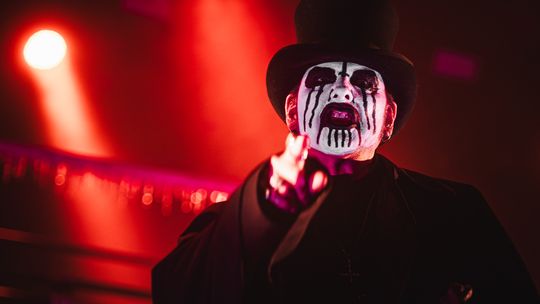 Teatralne show King Diamond i kilka dobrych występów na Mystic Festival