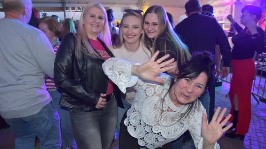Tłumy mieszkańców i turystów na Majówce w Ostrzycach. Królowało disco!