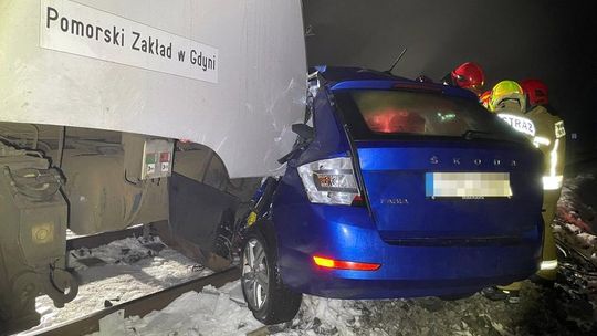 Śmiertelny wypadek na przejeździe kolejowym w Mezowie